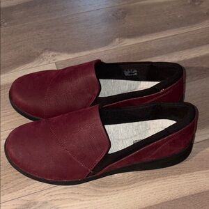 Cloudsteppers by Clark Slip-On Loafers in Burgundy